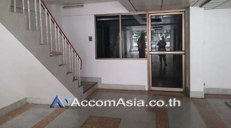  2  Office Space For Rent in Ratchadaphisek ,Bangkok  AA18448